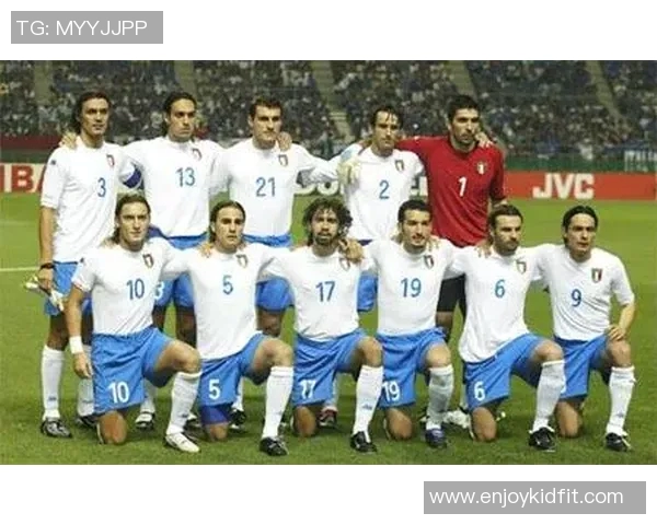 回顾意大利2004年足球明星阵容及其辉煌成就与影响力